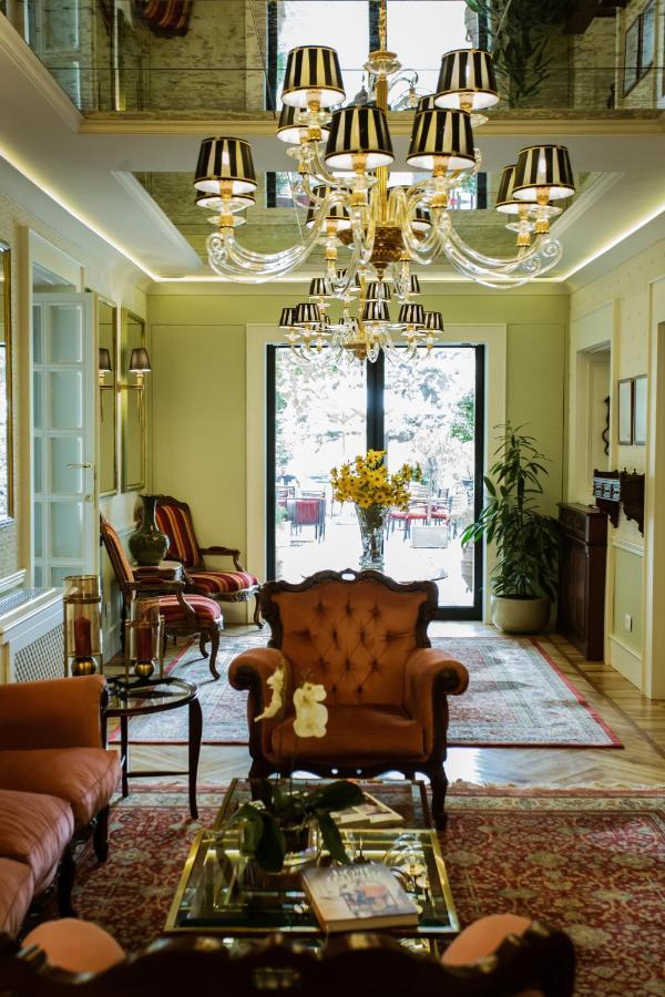 Ebel Boutique Hotel Tirana Exterior photo