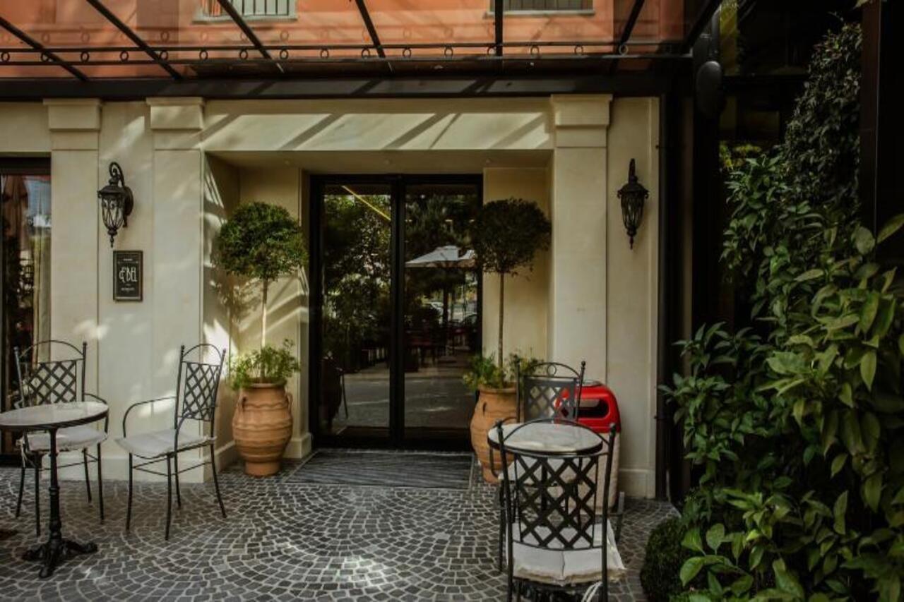 Ebel Boutique Hotel Tirana Exterior photo