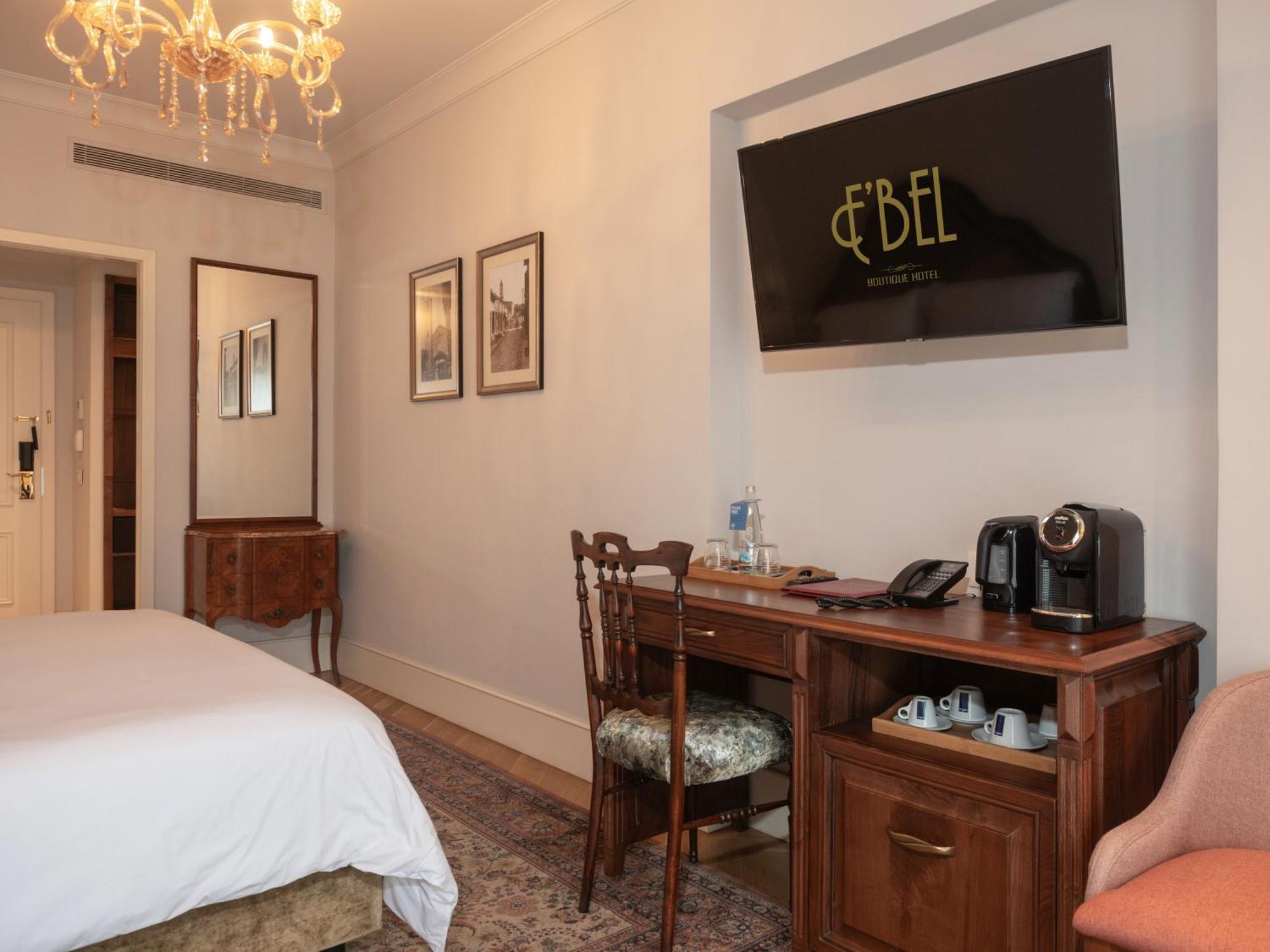 Ebel Boutique Hotel Tirana Exterior photo