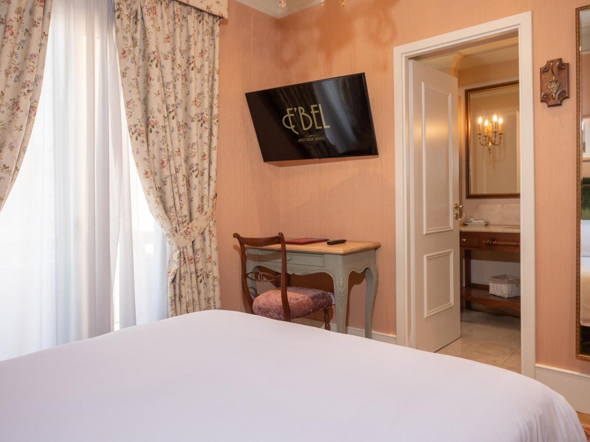 Ebel Boutique Hotel Tirana Exterior photo